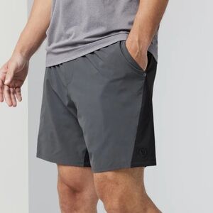 Vuori chromatic kore gray shorts